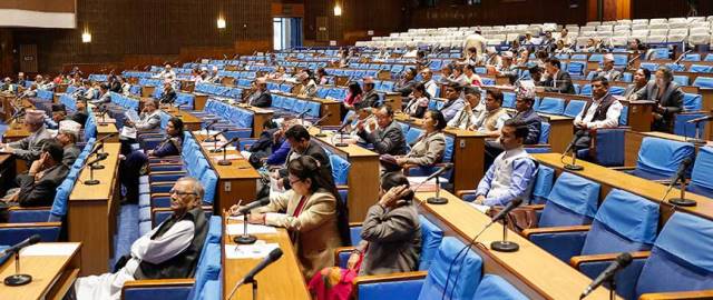 प्रतिनिधिसभा बैठकः असङ्गठित क्षेत्रका श्रमिकले कहिले सामाजिक सुरक्षा पाउने ?