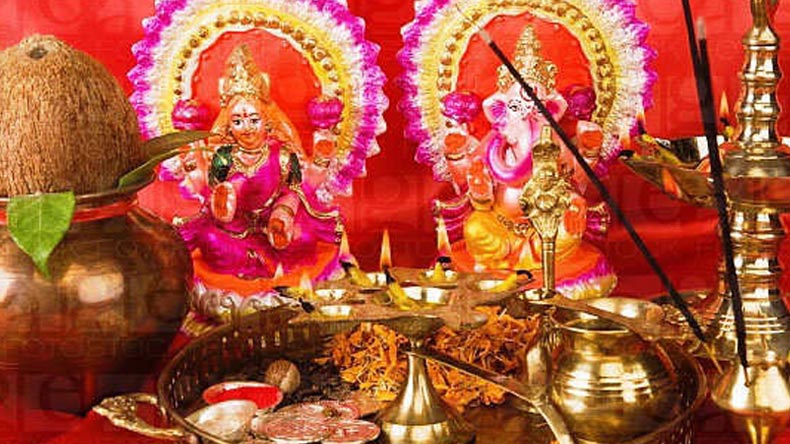 लक्ष्मीको पूजा कसरी गर्ने ? यस्तो छ पूजा–आरती विधि र मन्त्र