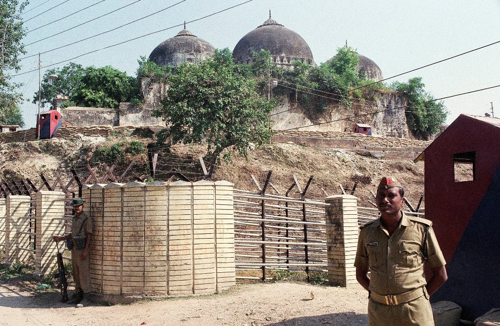 अयोध्यामा सर्वोच्च अदालतको फैसला विचित्र तर्कमा आधारित