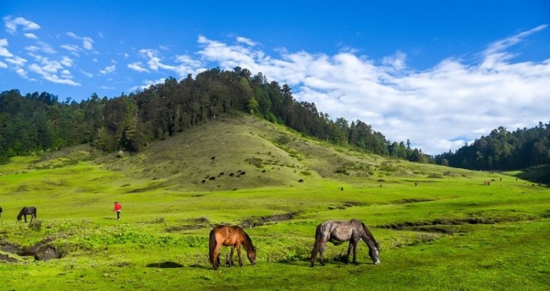 ‘भू–स्वर्ग’ अर्थात खप्तड पर्यटकको पखाईमा