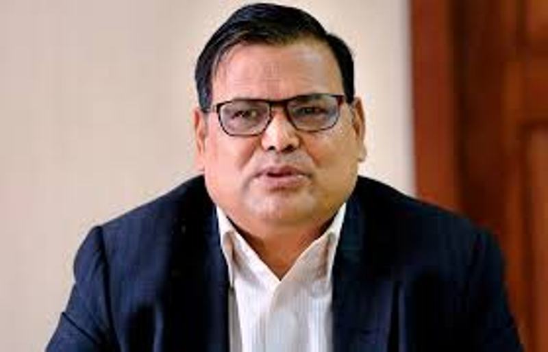 सुन तस्करी प्रकरण : कृष्ण बहादुर महरादेखि राजस्व अनुसन्धानका पूर्व महानिर्देशक अधिकारी सम्मलाई मुद्धा चलाउन सिफारीस