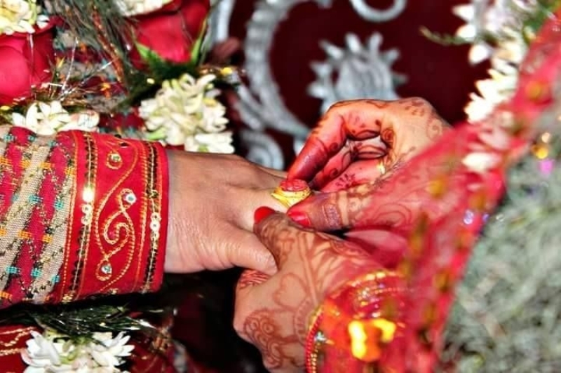 सरकारी लाभ पाउन आफ्नै बहिनीसँग विवाह !