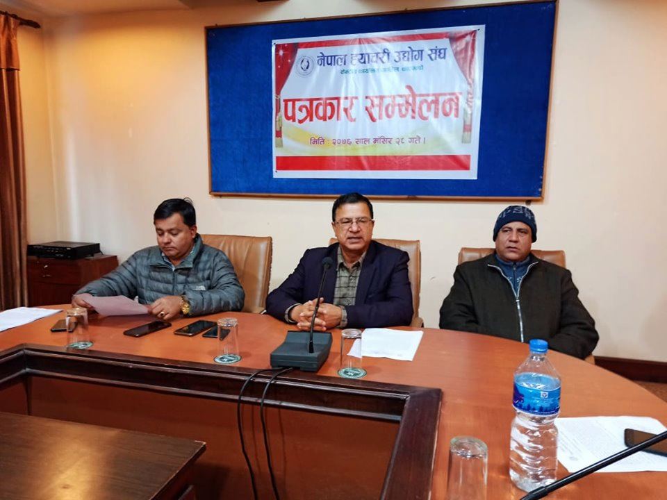देशभरका ह्याचरीले १० दिन चल्ला उत्पादन नगर्ने, ३३ करोडको नोक्सानी
