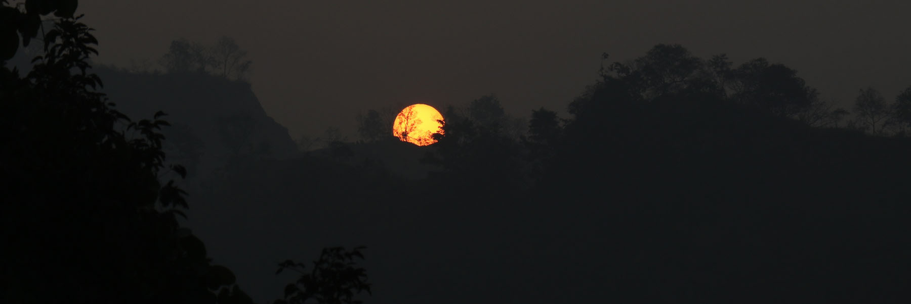 मुसिकोटबाट देखिएको सूर्यदय !