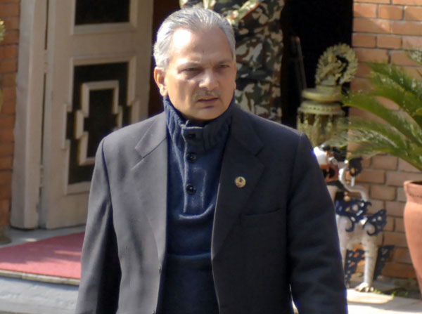 विमान परिचारीकाले नचिनेका बाबुराम….