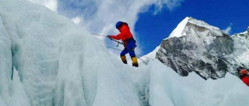 सगरमाथाको चुचुरोमा गरिएको कल्पनाको सङ्कल्प…..