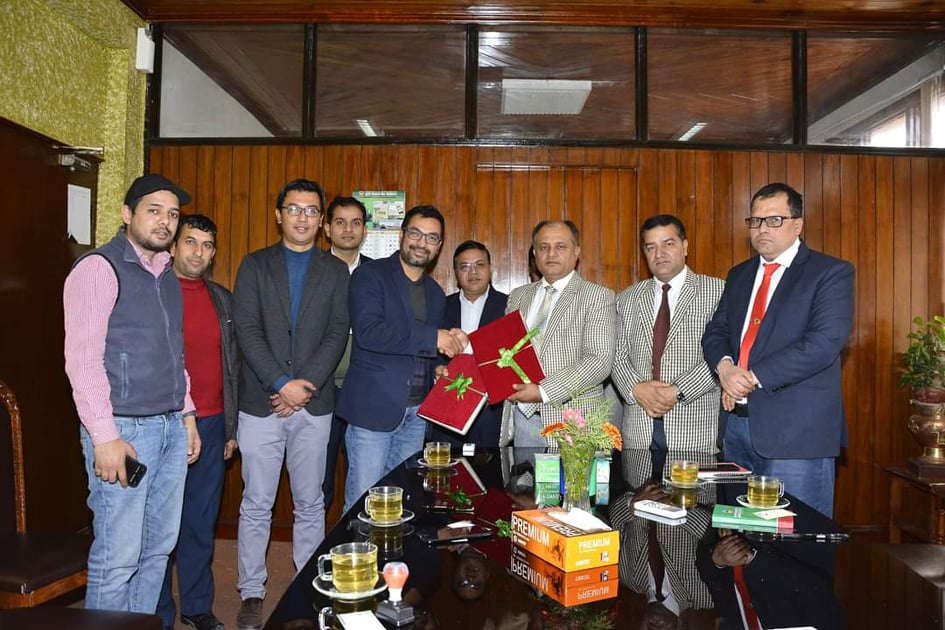अब देखि फोन पेका सबै सुविधा कृषि बिकास बैंकको मोबाईल बैंकिङ मार्फत लिन सकिने