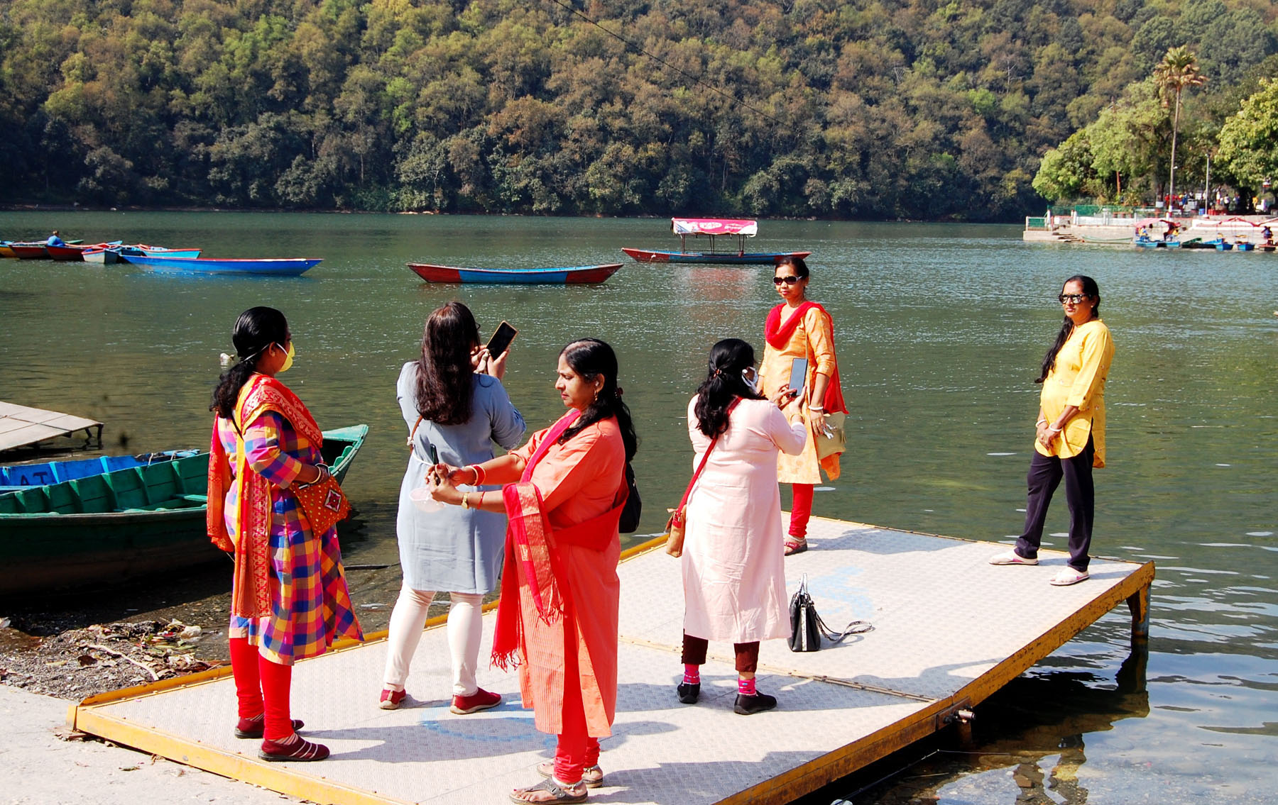 कोरोनाको कहर भोग्दै पोखराको पर्यटन