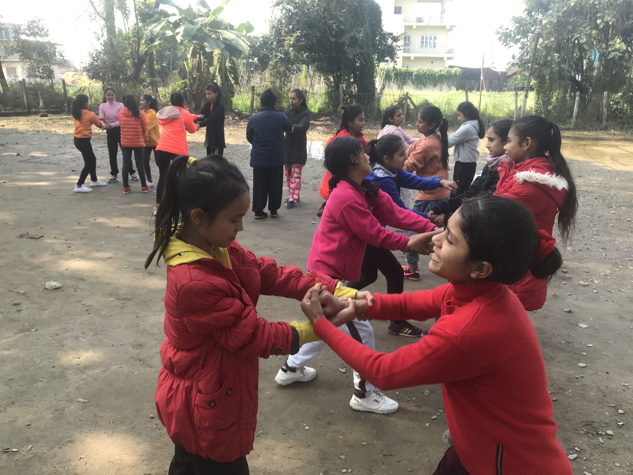 छोरी जन्माएमा आमालाई दश हजार, स्नातक गरे छात्रालाई एक लाख दिईने