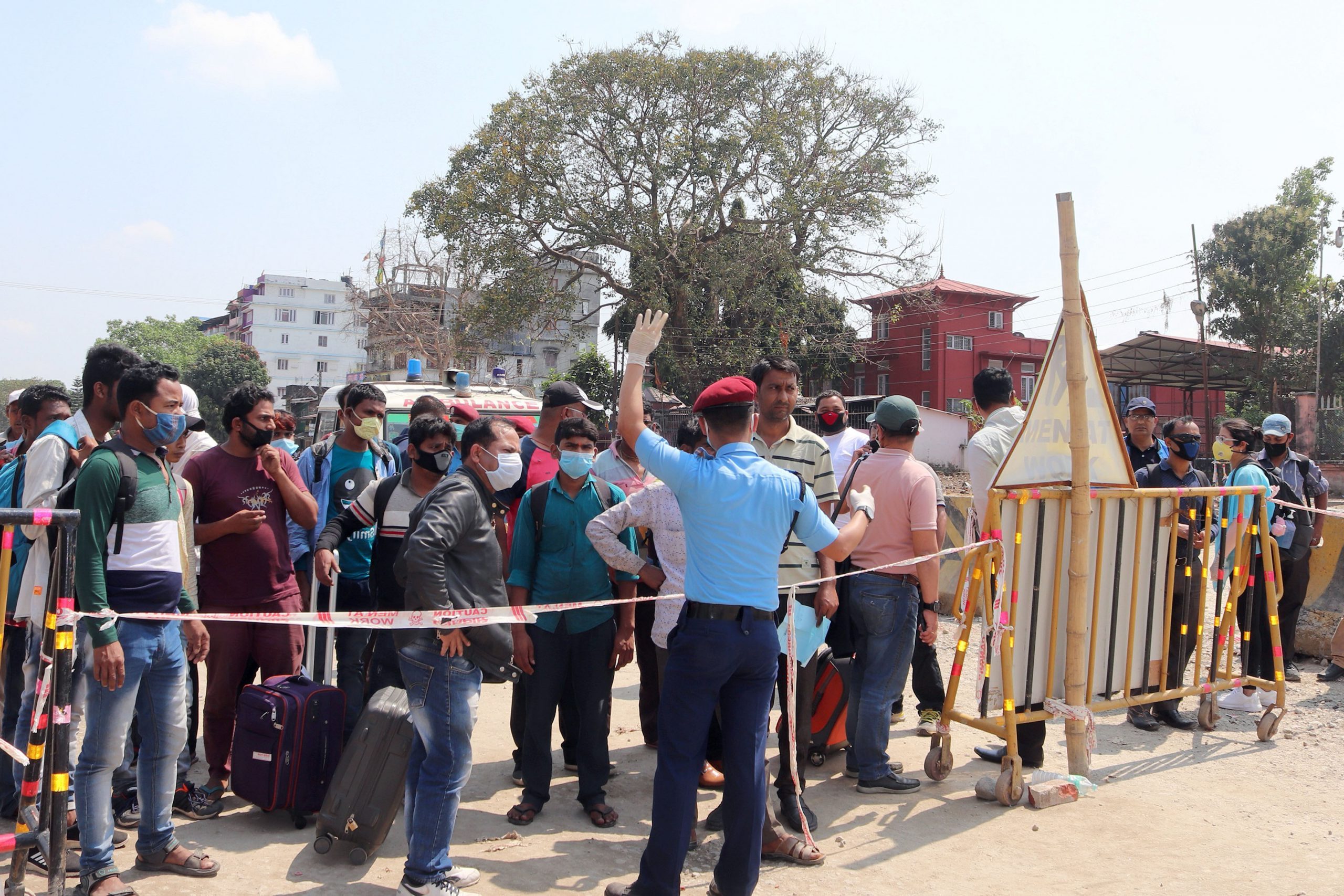 आजबाट परिचयपत्र नदेखाई कुनै पनि भारतीय नागरिक नेपाल आउन नपाउने