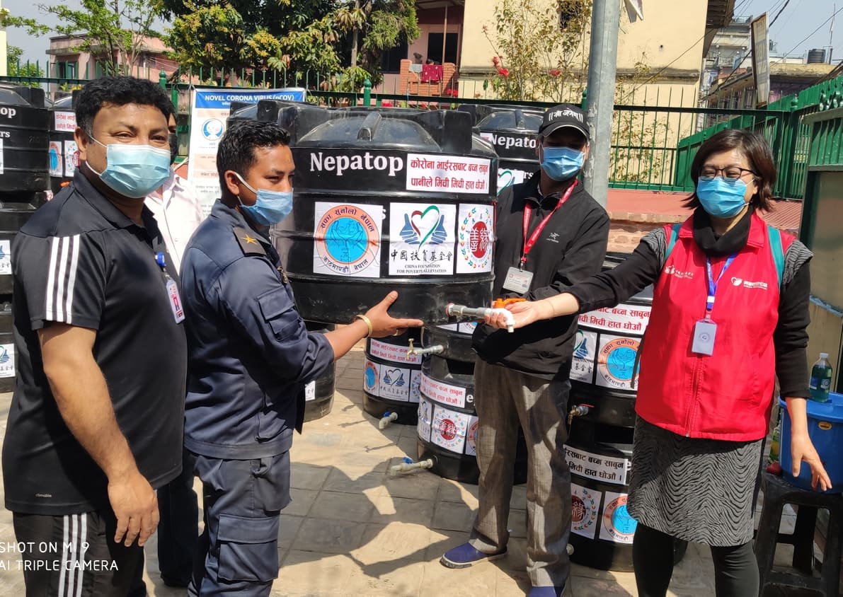 चीनीया संस्थाको सहयोगमा काठमाण्डौं महानगर १७ नं वडाको विभिन्न स्थानमा ह्याण्ड वास स्टेसन सञ्चालन