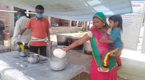 साह दम्पतीको सहयोगमा २ सय ५० घरपरिवारलाई निस्शुल्क भोजन