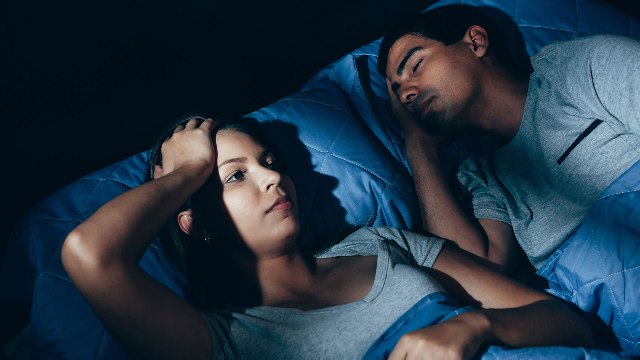 कोरोना लकडाउन, जागिर र पैसाको चिन्ताले मान्छे कम निदाउन थालेः अध्ययन