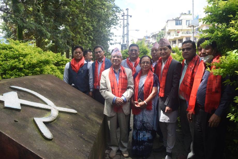 विष्णुमती किनारमा बन्यो पुष्पलाल पार्क