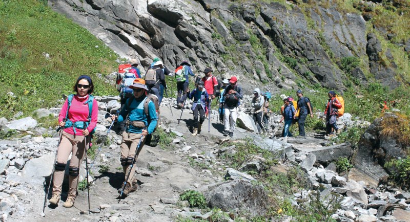 आर्थिक समृद्धिको महत्वपूर्ण आधार पर्यटन