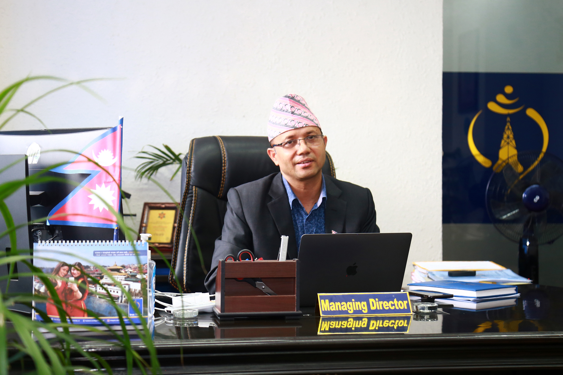 ईन्टरनेटमा झण्डै ५० प्रतिशत ईन्टरनेटमा हिस्सा नेपाल टेलिकमको छ  : डिल्लीराम अधिकारी- प्रबन्ध निर्देशक, नेपाल टेलिकम