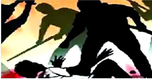 मध्यरातमा प्रेमिका भेट्न जाँदा गाँउलेले कुटेर मारीदिए….