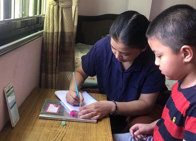 न्यास्रिएका शिक्षक–विद्यार्थीलाई वैकल्पिक सिकाइको सहाराले कति मद्धत पुग्ला ? 