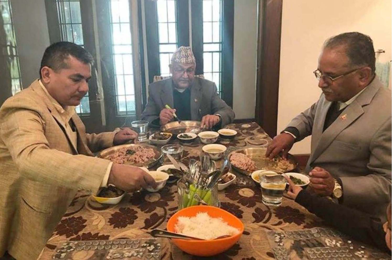 समाजवाद हैन व्यक्तिवाद तर्फ नेकपाः संसदीय व्यवस्थालाई समेत चुनौती