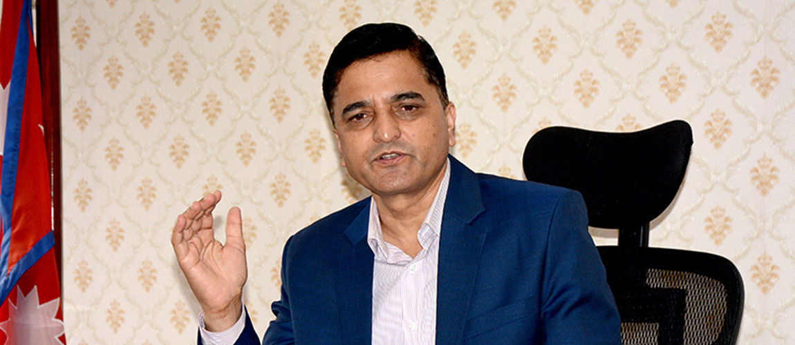 सहमति नहुने हो भने अध्यक्षमा दर्जनौँले उम्मेदवारी दिनुपर्छ: योगेश भट्टराई,एमाले सचिव
