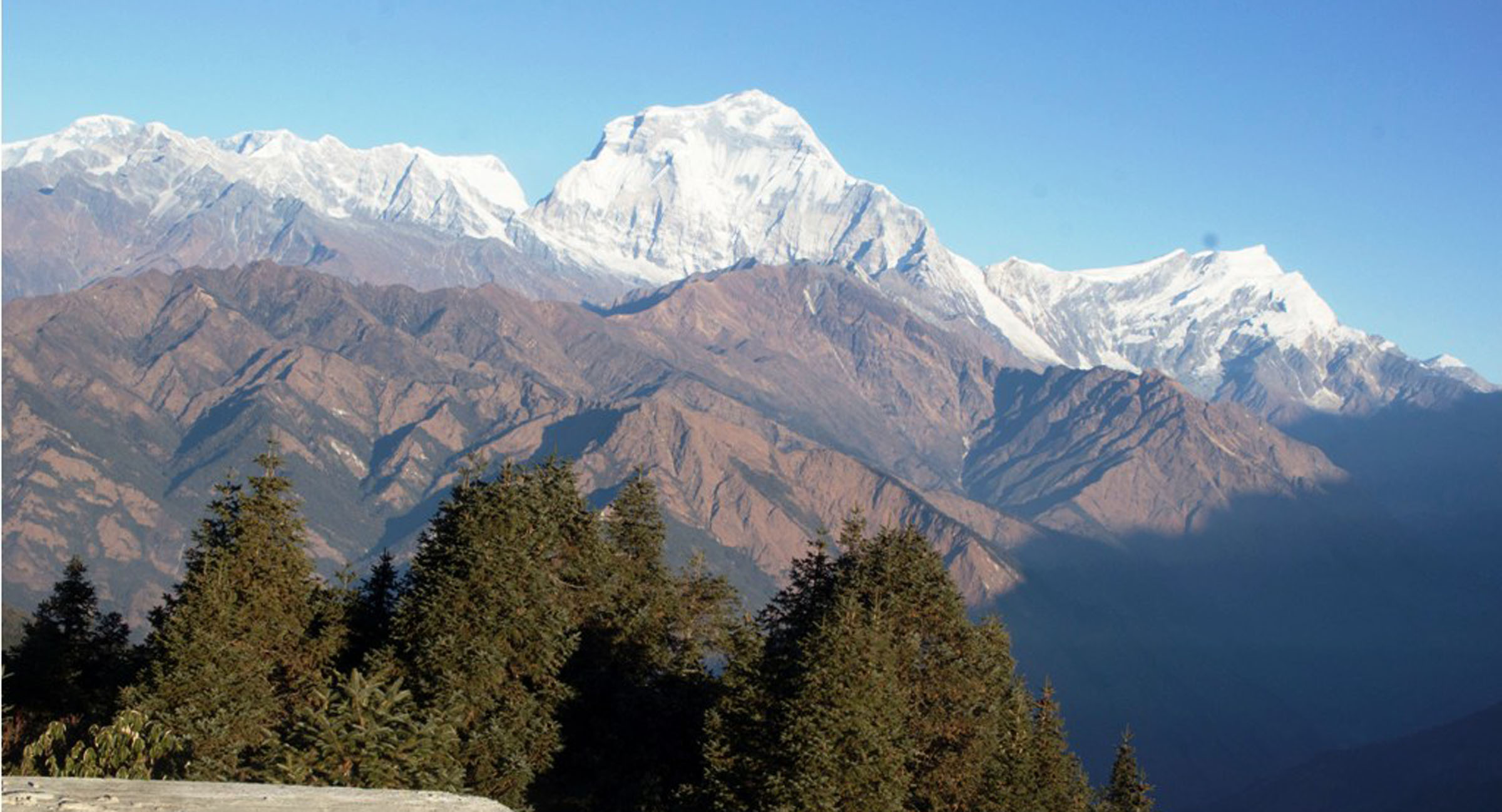 सुन्दर धौलागिरी !