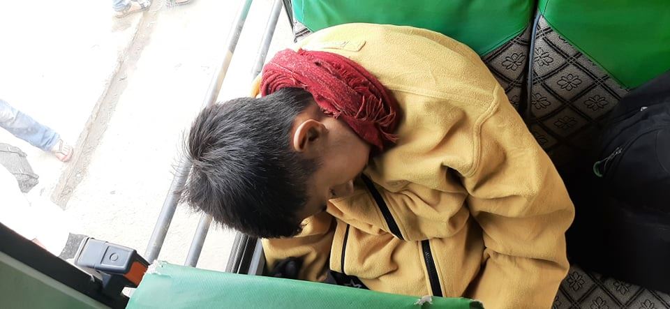 झापाबाट बिराटनगर आउदै गरेका युवाको बसको सिटमै मृत्यु