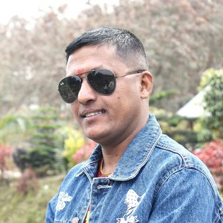तस्करीका सामान छिराउन खोज्दा पोकेहरु आतिएर बाटामै लडेझै भयो कम्युनिष्ट पार्टीको एकता