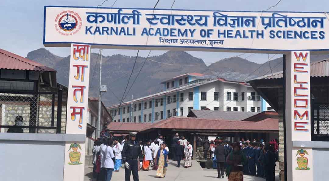 कर्णाली प्रदेशका अस्पतालमा अझै चिकित्सक पाउनै कठिन