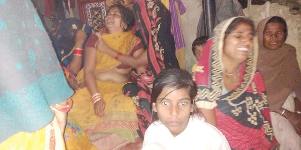 महोत्तरीमा घाँस काट्न गएका सात युवती तथा बालिका मध्यरात सम्म घर नफर्किए पछि गाँउले चिन्तामा, प्रहरीको खोजी जारी