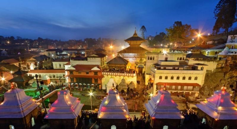 पशुपतिको जलहरीमा सुनको अक्षरले केपी ओली र विद्या भण्डारीको नाम लेखेको भन्दै सांसदहरुद्धारा बिरोध