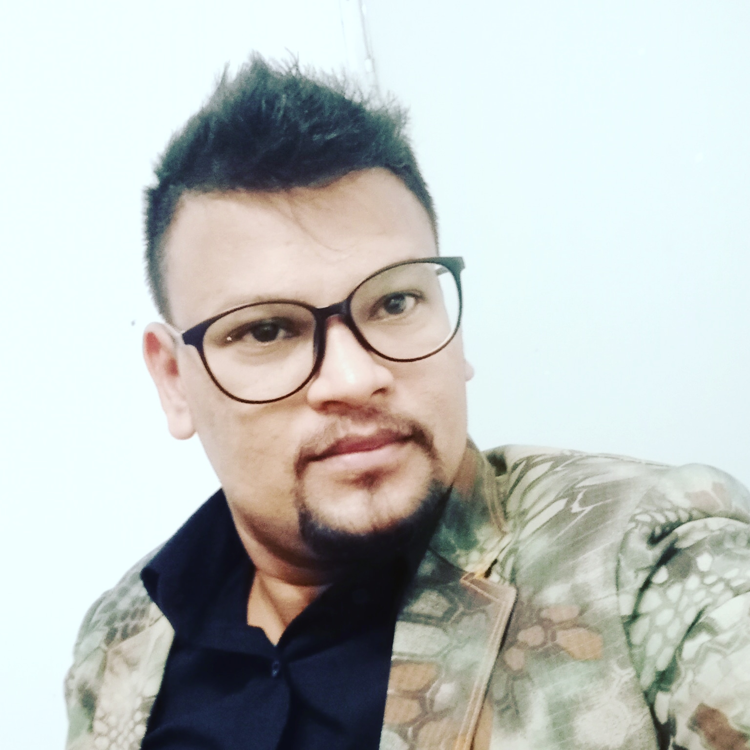 प्रचण्ड महोद्धय,  बृहत कम्युनिष्ट एकता आजको आवस्यकता हो