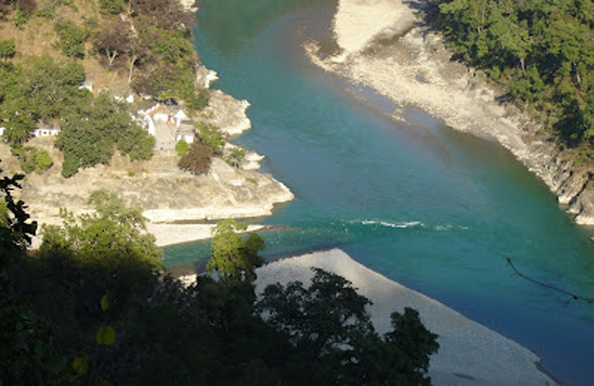 महाकाली नदीमा तुईन तर्दा तर्दै भारतीय एसएसबीले तुईनै काटिदिएपछि नदीमा खसेर एक नेपाली वेपत्ता