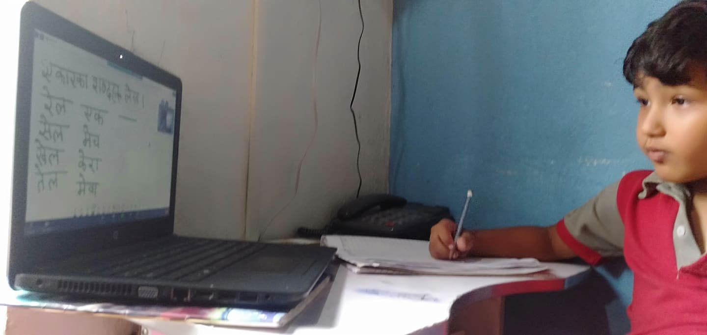 अनलाईन क्लासले बालबालिकाको आँखा कमजोर हुँदै, टाढाको देख्ने क्षमता घटेको दाबी
