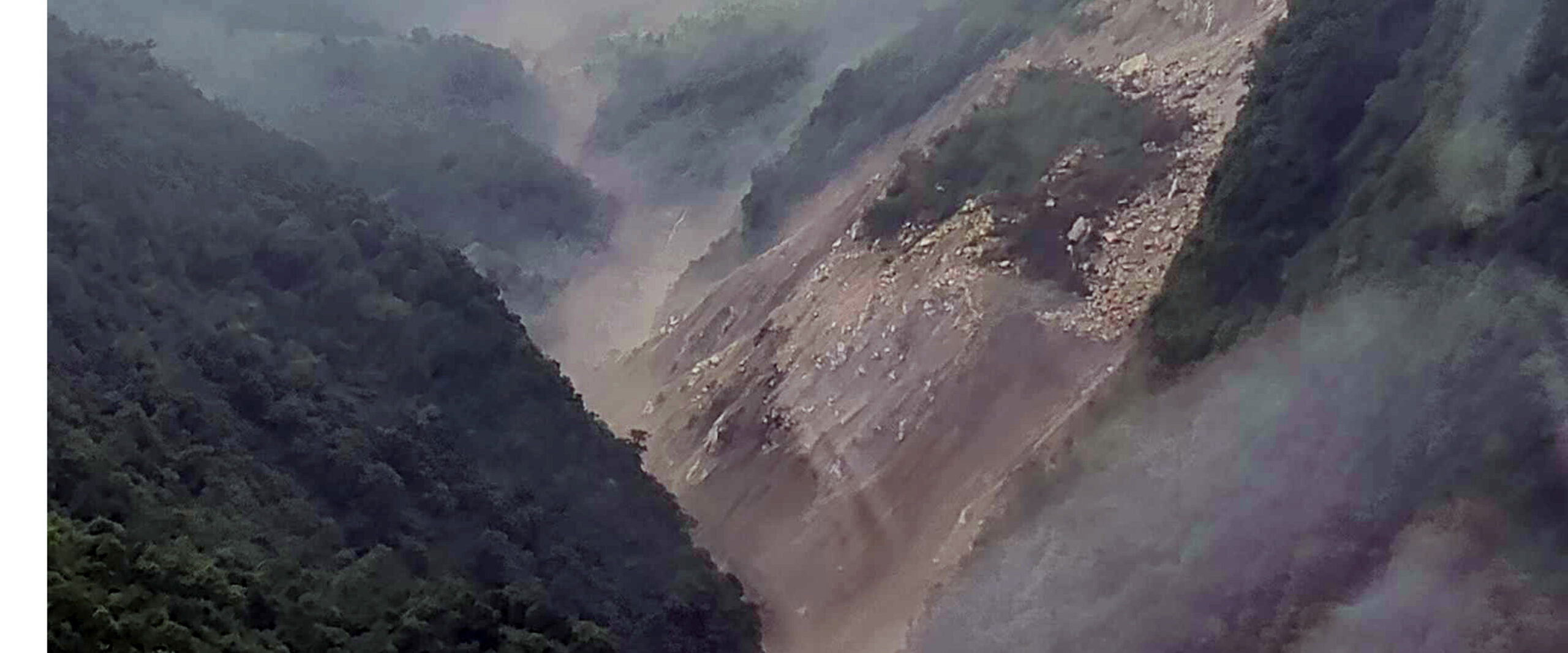 हेलम्बु र मेलम्चीका जनतामा थप बज्रपातः पुनस्थापित हुन नपाउदै बाढी पहिरोले थप विस्थापित बनायो ( तस्वीरहरु )