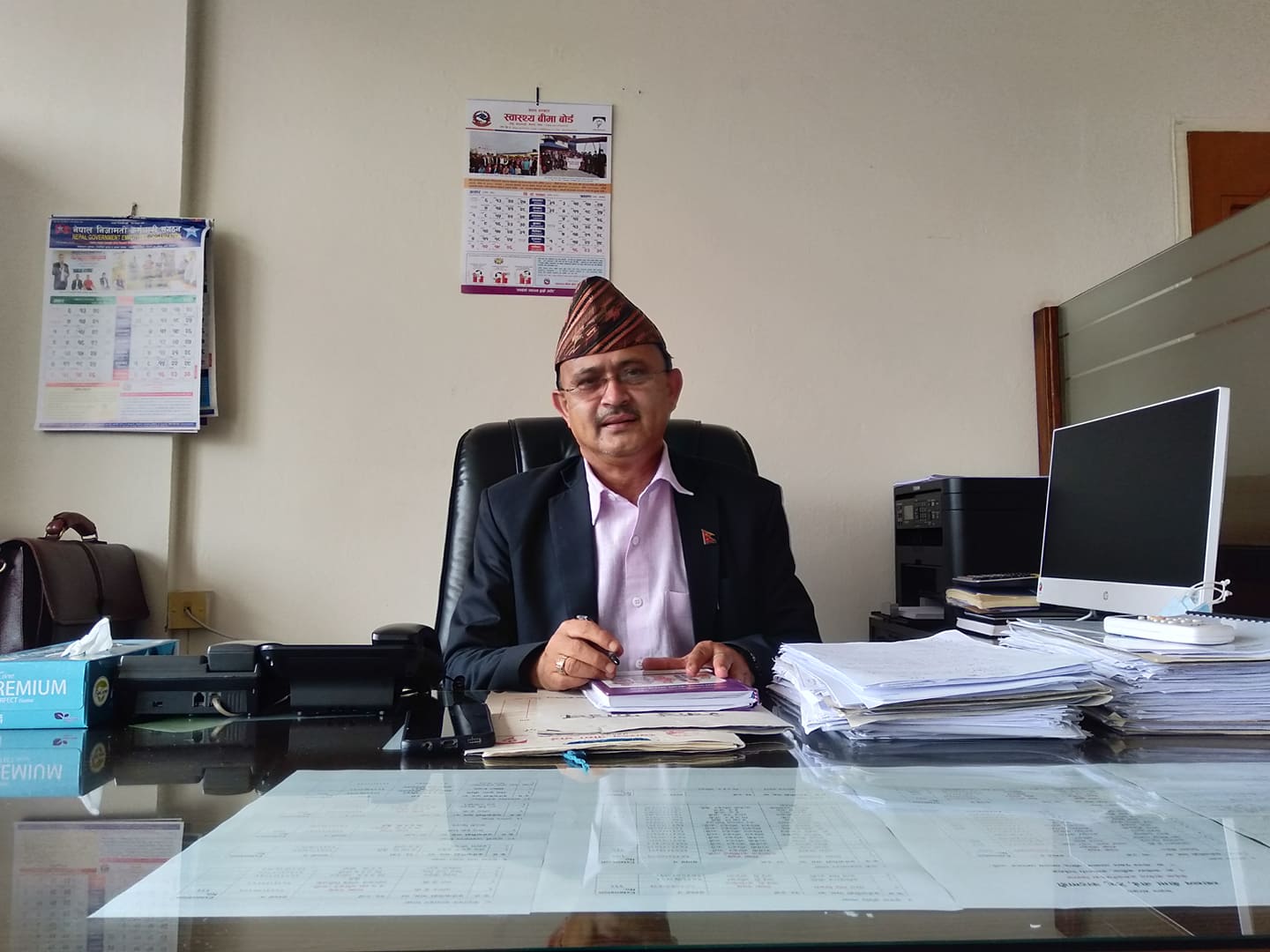 यो वर्ष देशका ५० प्रतिशत नागरिकलाई स्वास्थ्य बीमा कार्यक्रममा आवद्ध गरीक्ने लक्ष्य छ: डा. दामोदर बसौला, स्वास्थ्य बीमा बोर्डका कार्यकारी निर्देशक