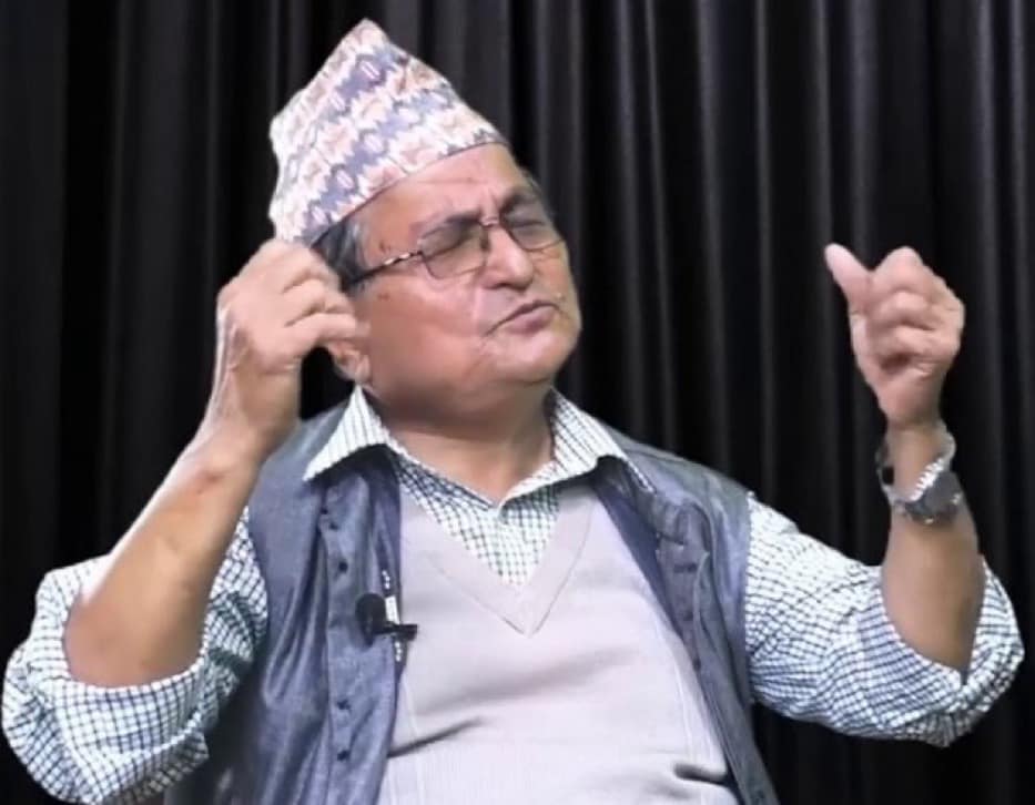 अस्ताए आमा, दिदीबहिनीका गीत गाउने टुहुरे