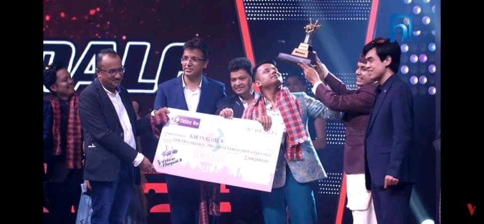 किरण गजमेरले जीते भ्वाईस अफ् नेपालको उपाधी