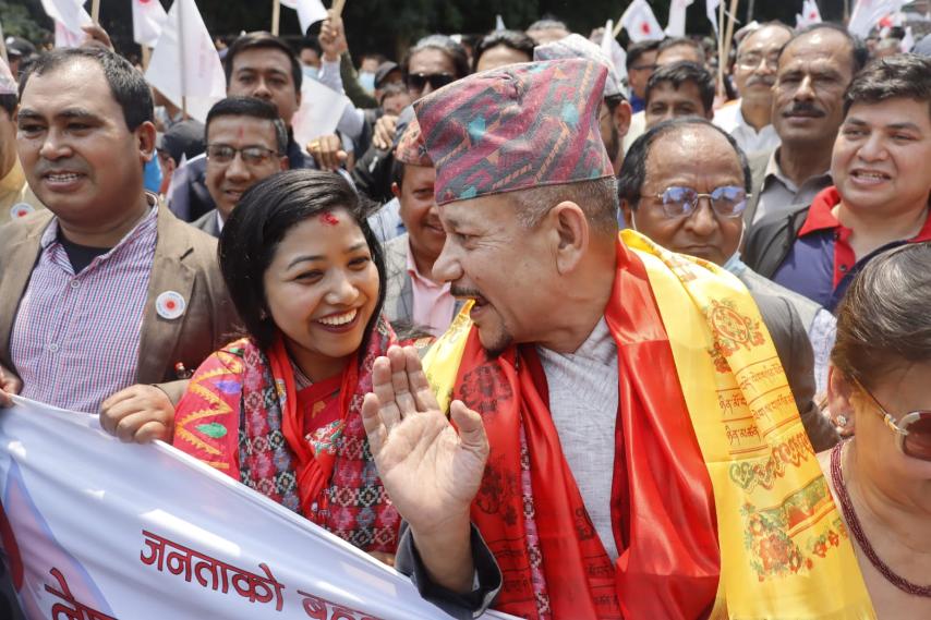 सुनिता डंगोलः पाँच वर्ष अघि मेयर विद्या सुन्दर शाक्यको सदासयतामा महानगरमा जागिर, अहिले एमालेकै सिफारीसमा उपमेयरको टिकट !