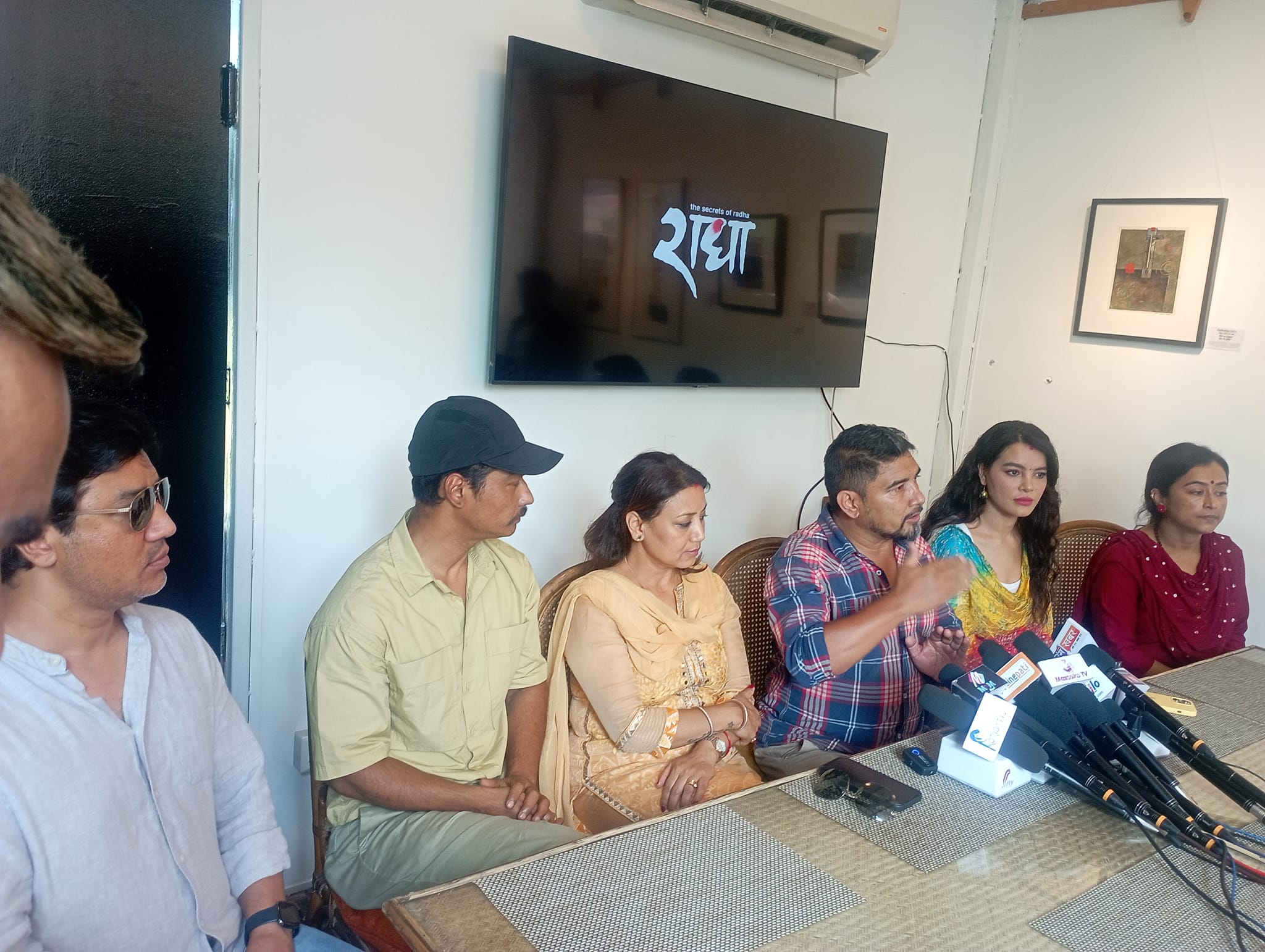 पर्याप्त शो नदिएको भन्दै आजैदेखि ‘राधा’ देशभरका हलबाट उतारियो