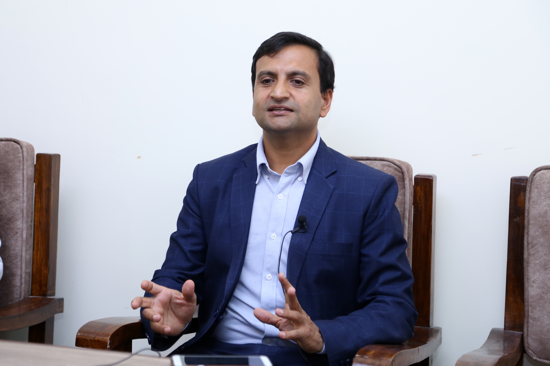 अन्तर्वार्ता :राज्यले लगानी नगर्दासम्म सार्वजनिक यातायातमा परिवर्तन हुँदैन : कार्यकारी निर्देशक गजुरेल