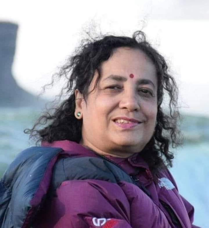 एई ! चुप लाग् न चुप लाग् !