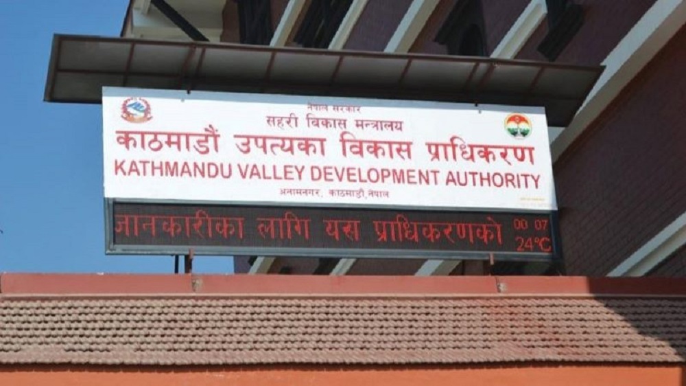 खोला छेउका एवं अन्य सरकारी जग्गा मिचेर बनाईएका सबै संरचना हटाउन उपत्यका विकास प्राधिकरणको निर्देशन