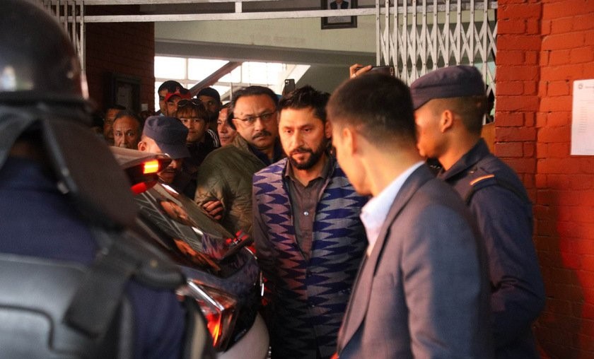 रवि लामिछाने : राहदानी मुद्धा नचलाउने शर्तमा समर्थन कायम, अहिले गृहसहित महत्वपूर्ण मन्त्रालय नपाउदा फिर्ता ?