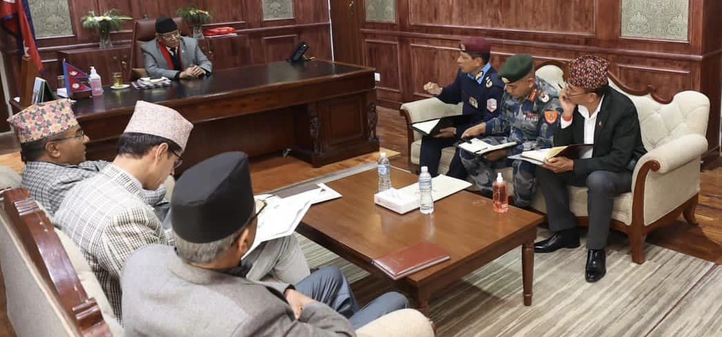 गोंगवु घटनाका बारेमा प्रधानमन्त्रीले सुरक्षा प्रमुखहरुसँग गरे छलफल, गंभीर अनुसन्धान गर्न निर्देशन
