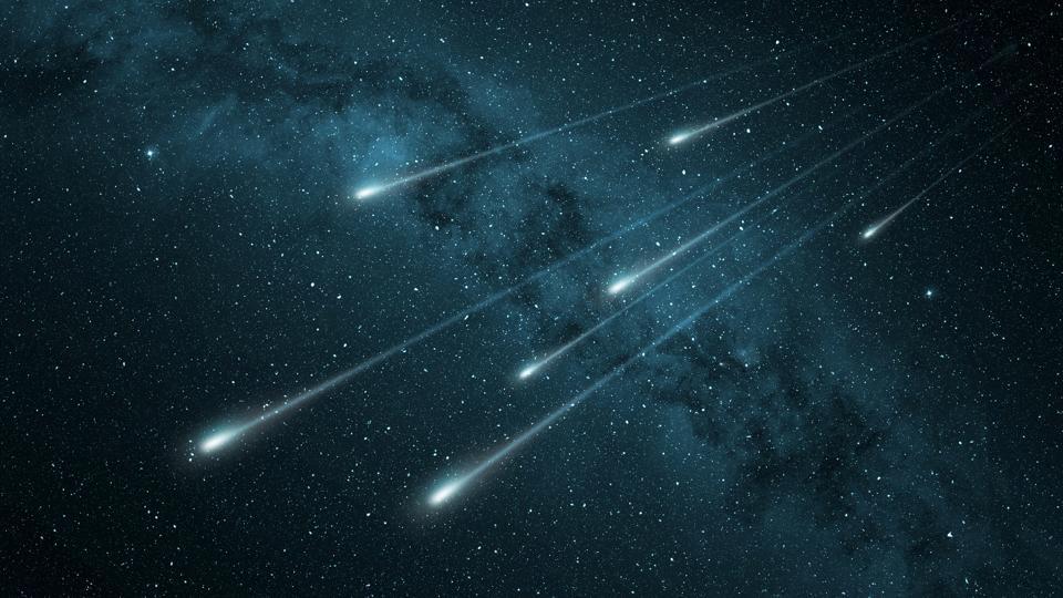 आज राति मिथुन उल्कावर्षाको गतिविधि उच्च रहने
