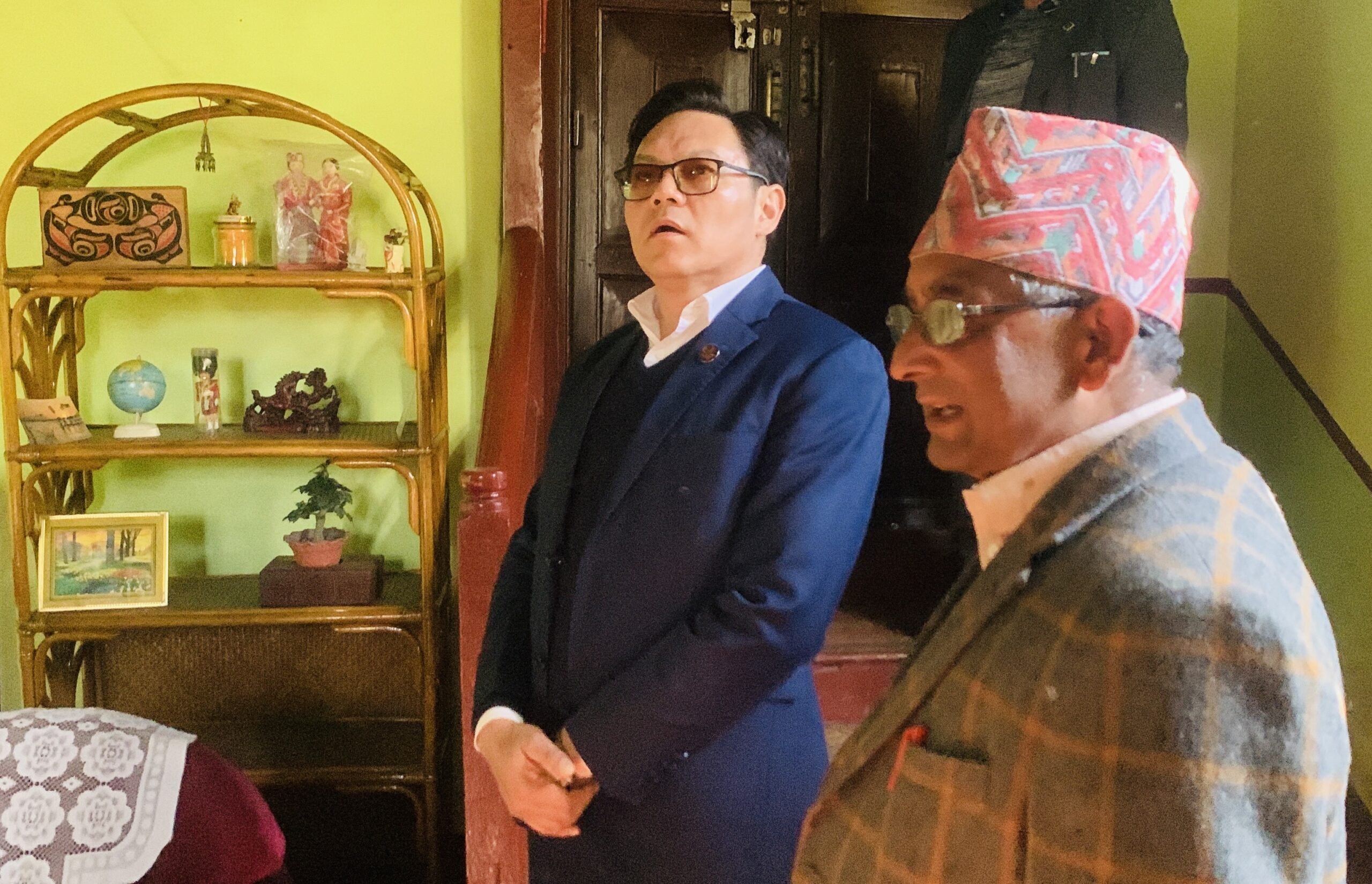 बालकृष्णसम जन्मेको घर अवलोकन गर्दै मन्त्री किरातीले भने “सम” नेपाली साहित्यको शेक्सपियर हुन्  