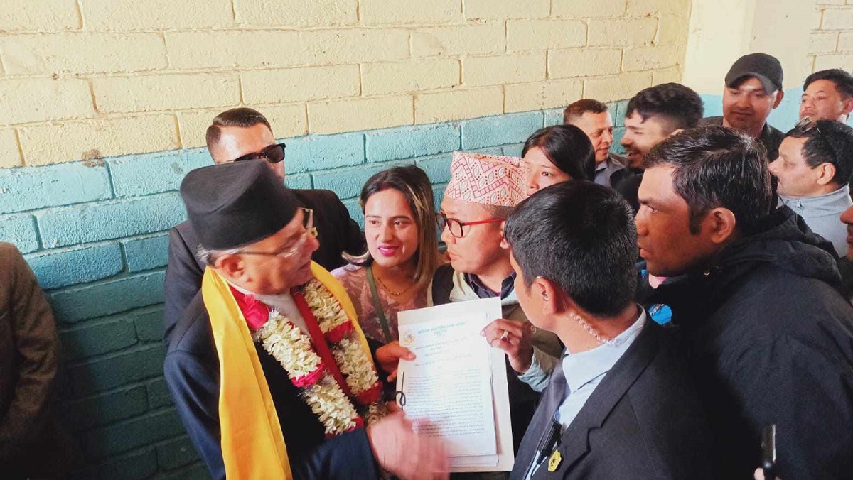 सहकारी पीडितद्धारा प्रधानमन्त्रीलाई भेटेर गृहमन्त्री रवि लामिछानेमाथि पनि छानवीन गर्न माग गरे
