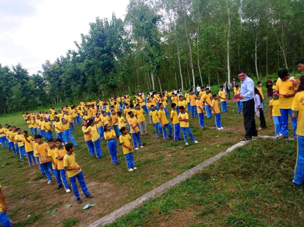 निजी विद्यालय छाड्दै लक्ष्मी मावि रोज्दै