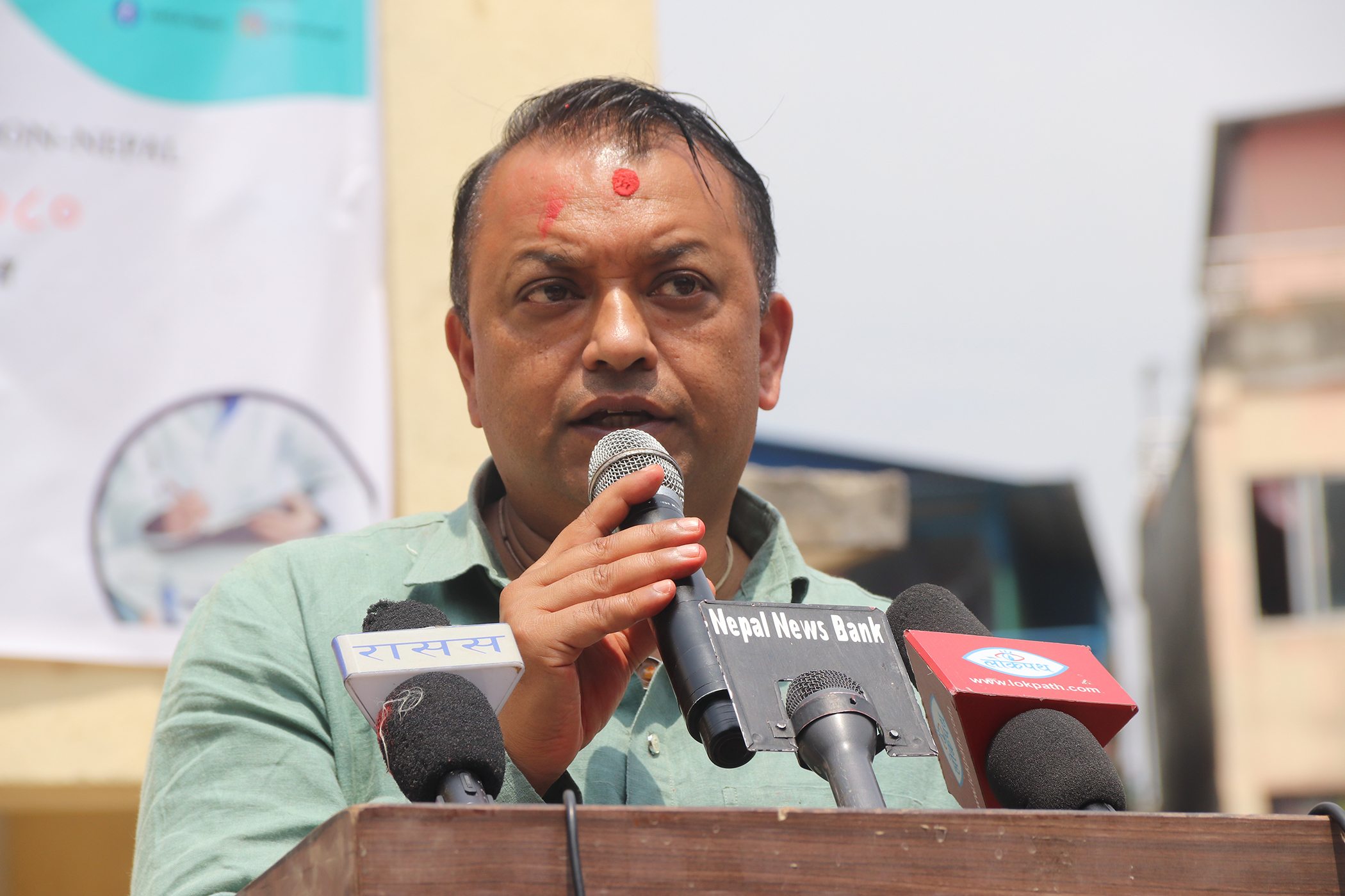 सरकारलाई नागरिकको ‘लाइफ’ भन्दा सामाजिक सञ्जालको ‘लाइक’ महत्त्व छ: गगन थापा