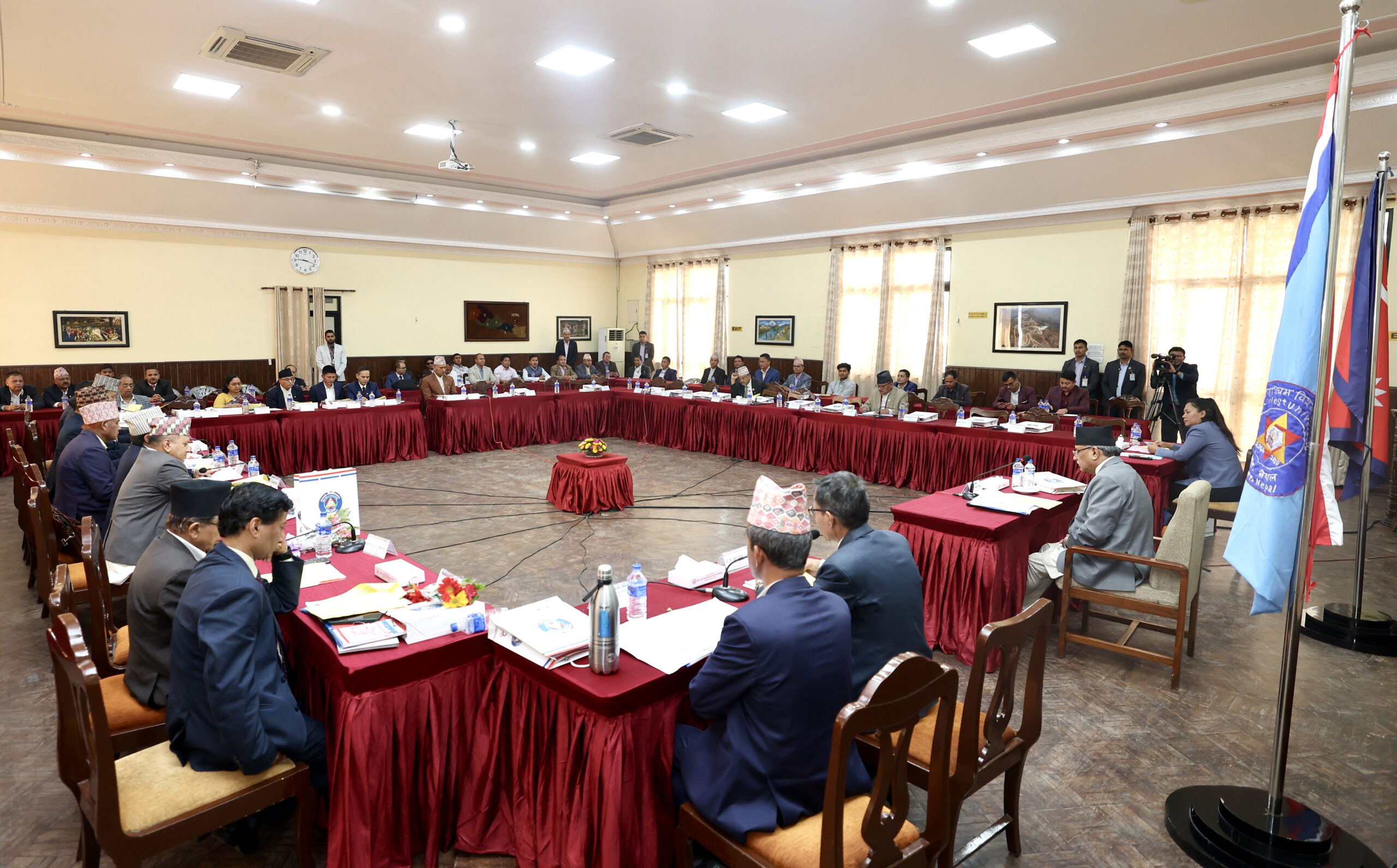नवप्रवर्तनमा आधारित समयसापेक्ष पाठ्यक्रम लागू गर्नुपर्छः प्रधानमन्त्री